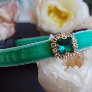 Cute rhinestone Cat collar,Green velvet Tea cup dog collar,Kitten collar.Tiny dog collar, Birthday cat gift,kitty collar.puppy gift.cat gift