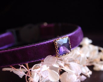 Haustierhalsband Vintage Mit Kristallstein – Verstellbar, Größe XS/S, Für Kleine Hunde & Katzen, Smaragdgrün