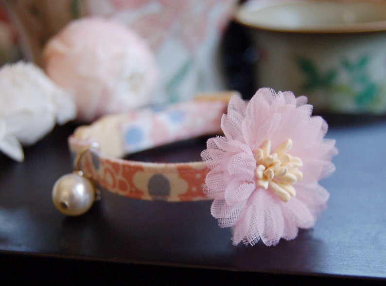 Pink Cat collar flower cat collar,shabby chic style small dog collar.Kitten collar.dog collar,kitty collar Birthday cat gift,puppy collar