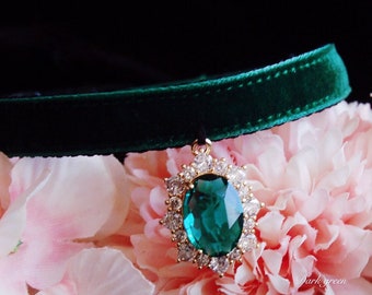 Beautiful rhinestone Cat collar,Dark green velvet small dog collar,breakaway Kitten collar.Tiny dog collar,cat birthday gift.puppy gift.
