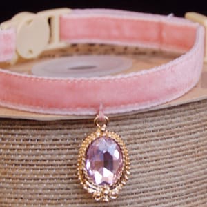 Cat collar,breakaway pink velvet small dog collar,Kitten collar.Tiny dog collar, Birthday cat gift,kitty collar.Cute rhinestone cat collar