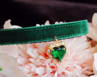 Cute green cat collar,Green rhinestone Cat collar,dark green velvet Kitten collar.Tiny dog collar,Tea cup dog gift,kitty collar.puppy collar