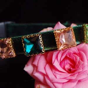 Cute rhinestone Cat collar,dark green velvet small dog collar,kitten collar.Tiny dog collar,Tea cup dog collar.cat gift.puppy collar.
