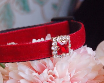 Beautiful red rhinestone Cat collar,red velvet small dog collar,Ruby cat collar.Tiny dog collar, Tea cup dog gift,kitty collar.puppy collar