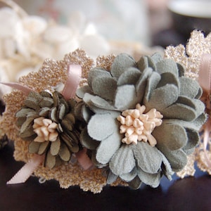 Beeautiful green flower Cat collar,wedding lace collar for small dog ,Pet party collar. wedding cat collar.pet collar, Birthday gift for cat