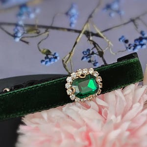 Beautiful rhinestone Cat collar,black green velvet small dog collar,Kitten collar.Tiny dog collar,cat birthday gift,kitty collar.puppy gift
