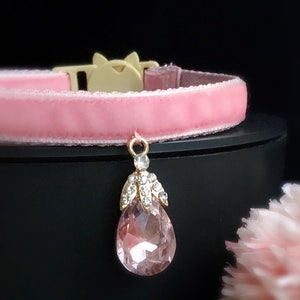 Princess Cat collar. rhinestone Cat collar,pink velvet dog collar,Kitten collar.Tiny dog collar,Tea cup dog ,cat gift collar.puppy collar