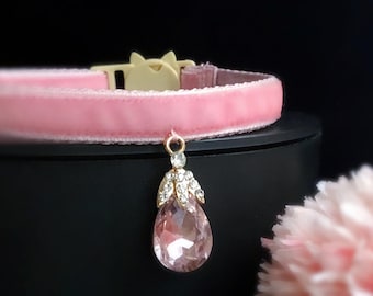 Princess Cat collar. rhinestone Cat collar,pink velvet dog collar,Kitten collar.Tiny dog collar,Tea cup dog ,cat gift collar.puppy collar