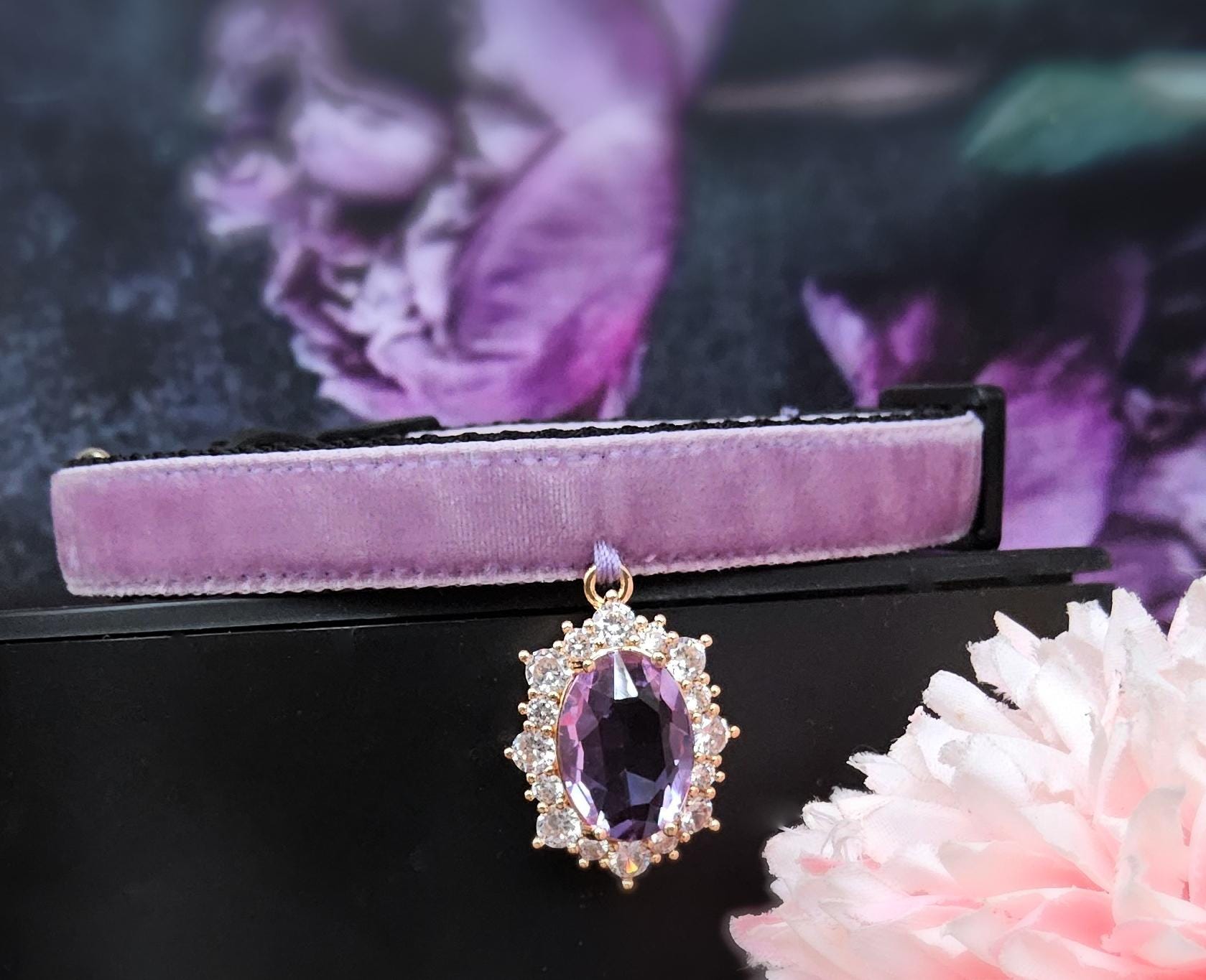 Cute lilac cat collar. light purple rhinestone Cat collar,dog collar,Kitten collar. Tiny dog collar,Tea cup dog collar. puppy collar. cat gift