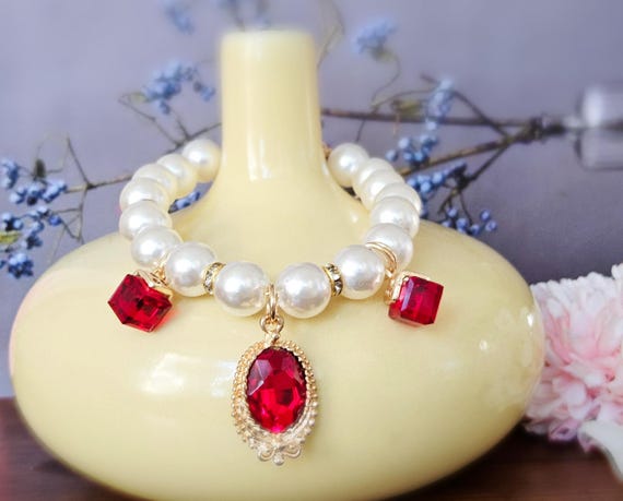 Cute Red Princess cat necklace.cat gift.rhinestone tiny dog wedding necklace.pearl puppy necklace.dog Birthday gift dog pearl necklace