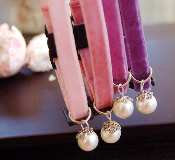 Cute tiny Cat collar,Soft and light weight  velvet cat collar,kitten pearl collar.Tiny dog collar, Birthday cat gift,kitty collar.puppy gift