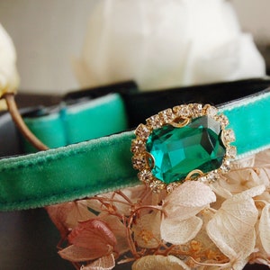 Beautiful  rhinestone Cat collar, cute peacock green rhinestone small dog collar,Kitten collar.Tiny dog collar, Tea cup gift,kitty collar