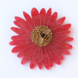 Pink Gerbera & Bee Brooch in Glittery Pink Acrylic