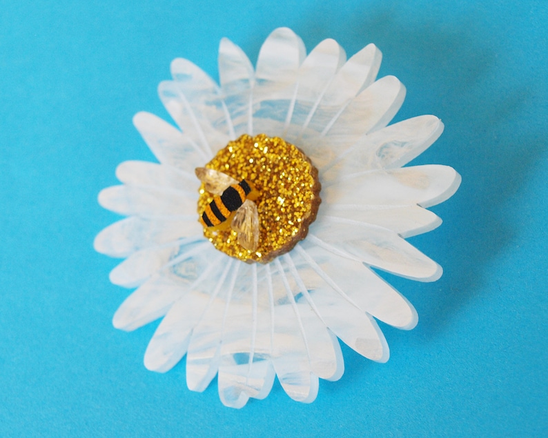 Daisy & Bee Brooch in White Marbled Acrylic image 1