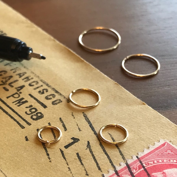 Thin tiny gold nose ring, Hoop earring, Small cartilage helix earring, Dainty hugging sleeper hoop, 4 5 6mm 8mm 10mm Light weight