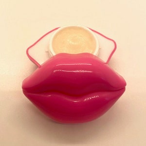 Handmade Lip Balm / Lip Treatment / Cute Lip Balm / Lip Balm / Gift Ideas / Party Favors