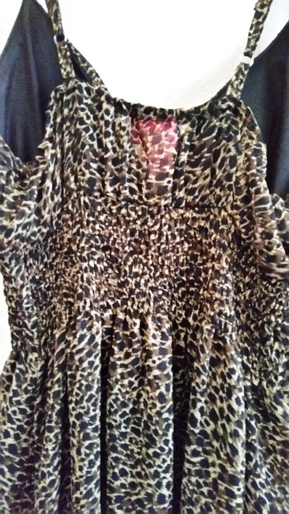 Gorgeous Sheer, Fully Lined Leopard Georgette Lon… - image 4