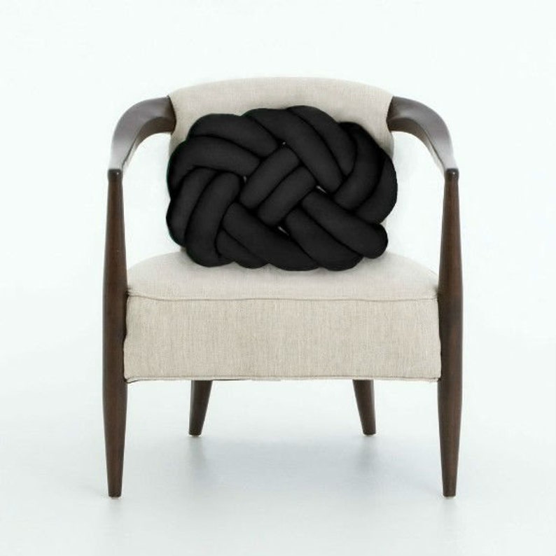 Großes Knotenkissen Schwarze Knoten Bodenkissen ein Geschenk | Etsy