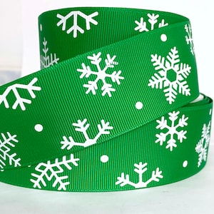 GROSGRAIN RIBBON 7/8&quot; & 1.5&quot; Christmas Snowflakes on Green Printed  Gifts Party - Hair-bows ( Save on Combine Shipping )