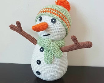 Crochet Snowman Amigurumi Pattern – Christmas Toy (PDF Pattern)