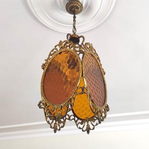Antike Deckenleuchte Pendellampe Vintage französischer Messing honigfarben Glas Jugendstil Kronleuchter