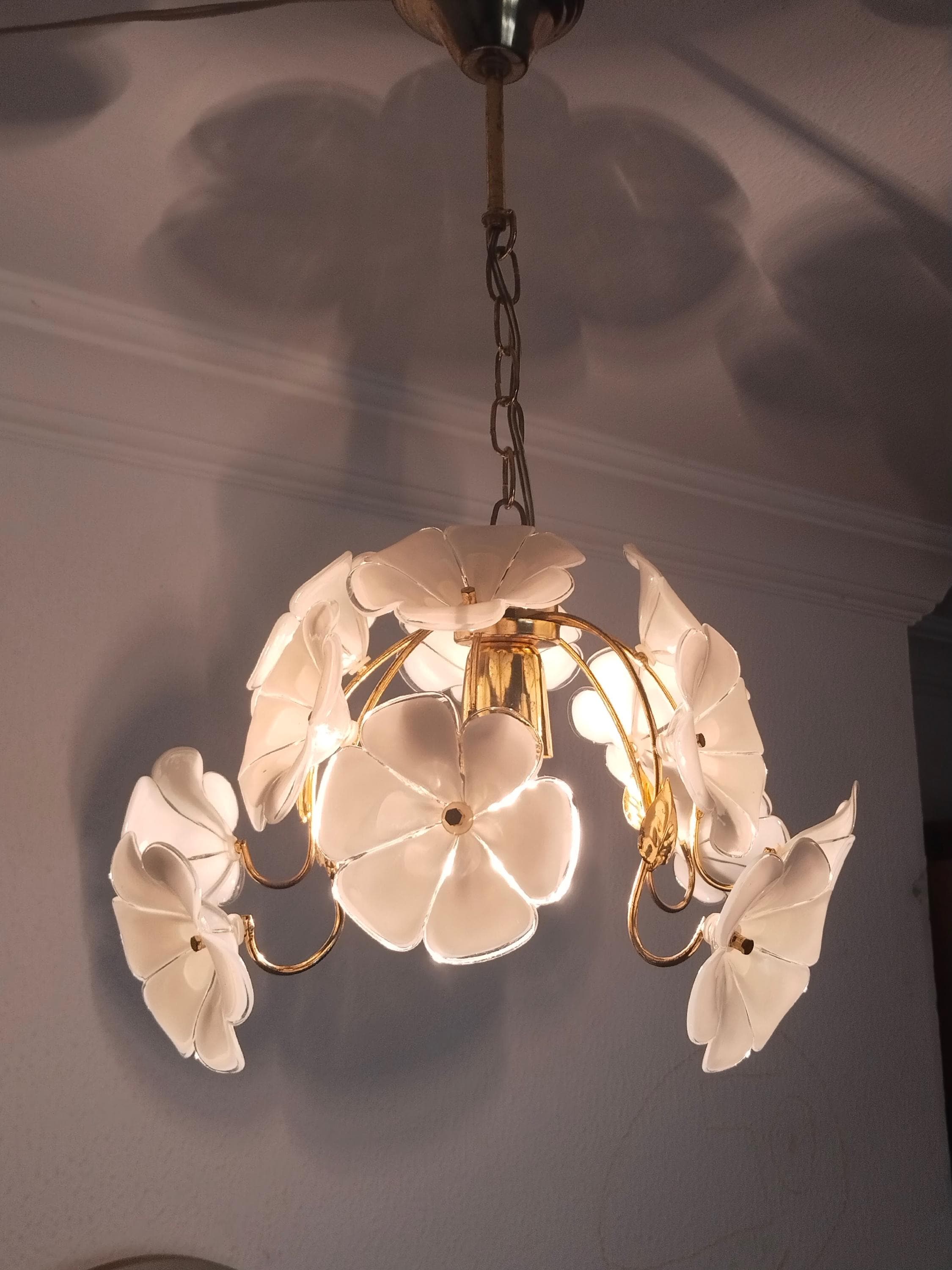 Vintage 1980s Murano Glass Daisy Chandelier – White Flower Light, Small Brass Ceiling Fixture, 1 Bulb