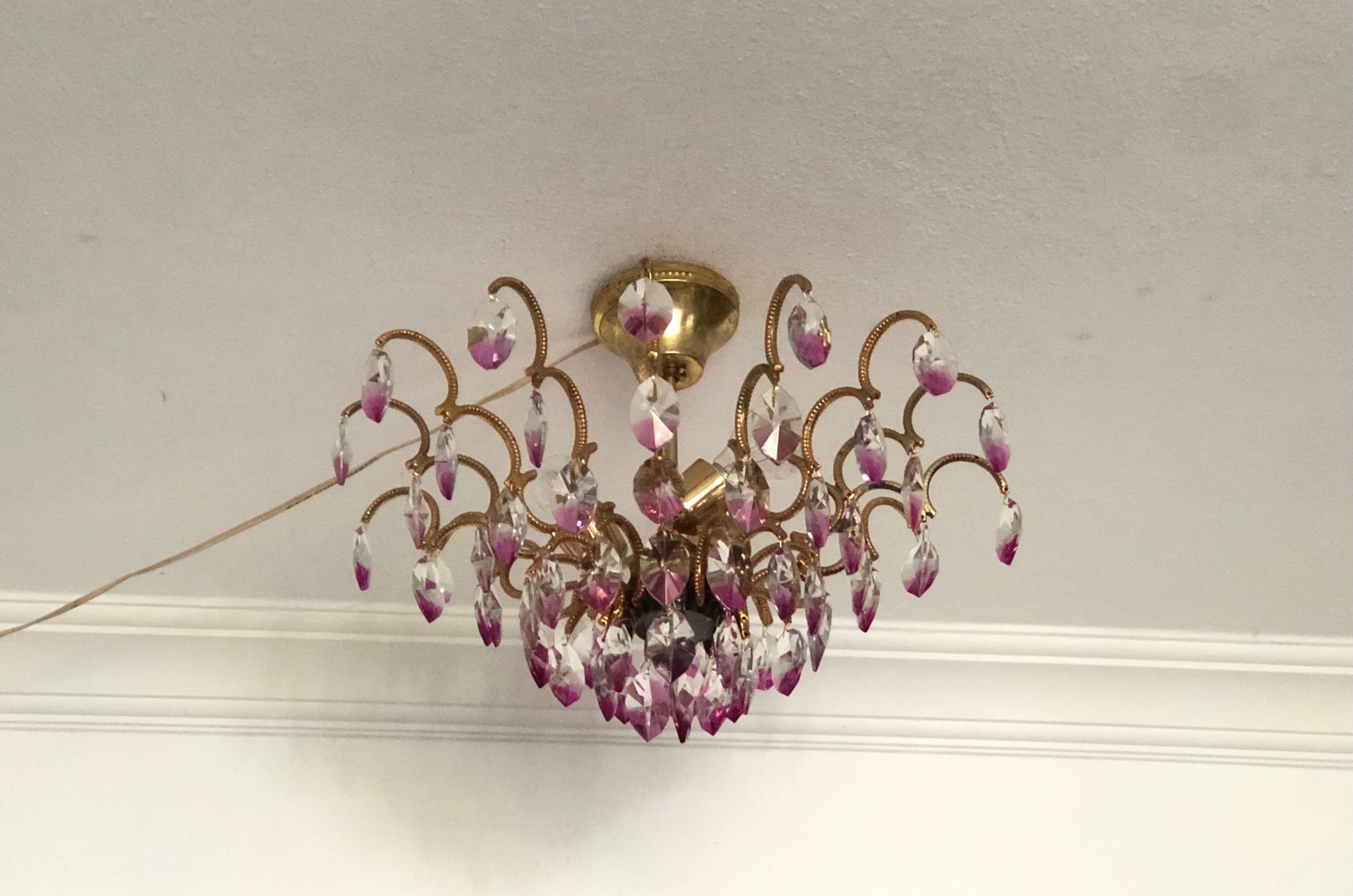 ピンククリスタルシャンデリア il_fullxfull.5979290812_8870.jpg