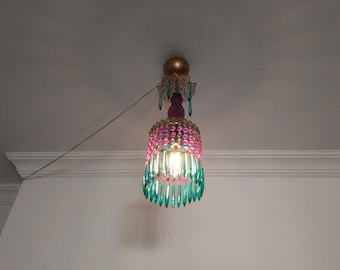 Vintage kristallkrona med 1 lampa handmålad turkosrosa
