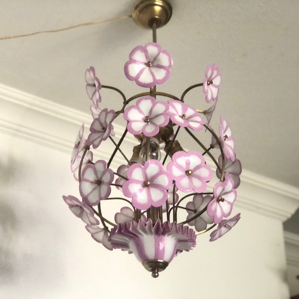 Decorative Vintage Murano Glass Chandelier . Liliac Colored, Chic bouquet Floral 3 lamps, pendant lighting
