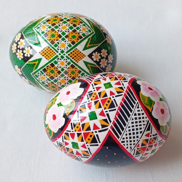 Set of 2 Real Ukrainian hand painted Pysanky Easter Eggs Ukraine Osterei Pysanka Pisanki egg shell art gift souvenir Lot#416г