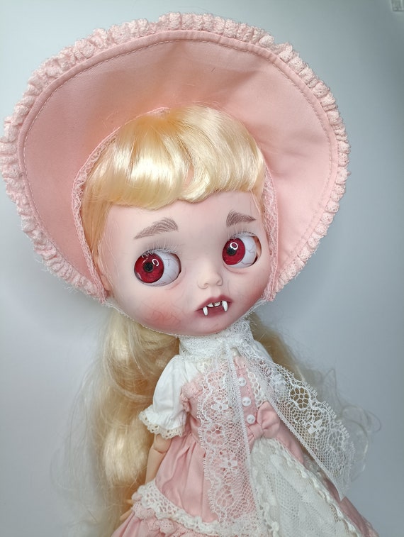 Ooak Vampire Blythe Doll Tbl Custom Sandydolls Tbl