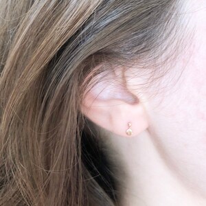 Boucles d'oreilles en or 14 carats, petites boucles d'oreilles en or, boucles d'oreilles en or, clous d'oreilles en or, boucles d'oreilles boule, petites boucles d'oreilles, petites boucles d'oreilles en or, petits clous