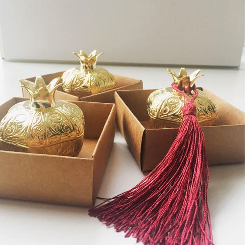 Red Wedding Favors for Guests Unique Wedding Favor Boxes Etsy
