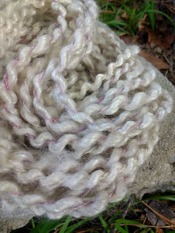 Fuzzy Yarn: Thick & Soft