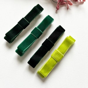 Fiocco di nastro di velluto verde, nastro per forcina di velluto verde, accessorio per capelli verde, spilla con fiocco di velluto verde, fiocco per capelli da donna in velluto verde