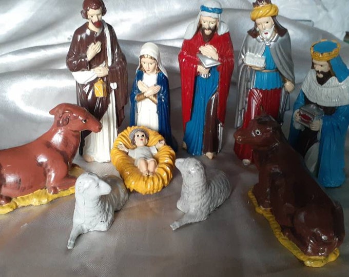 Vintage Nativity Set ARA Plastic Hong Kong 10 Pcs. Holy Family Wise Men
