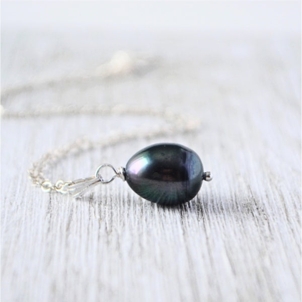 Black Pearl Necklace, June Birthstone Jewelry, 3rd & 30th Wedding Anniversary Gemstone, Single Pearl Necklace