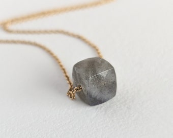 Minimalist Labradorite Cube Necklace, Throat Chakra Necklace, Everyday Layering Gemstone Choker