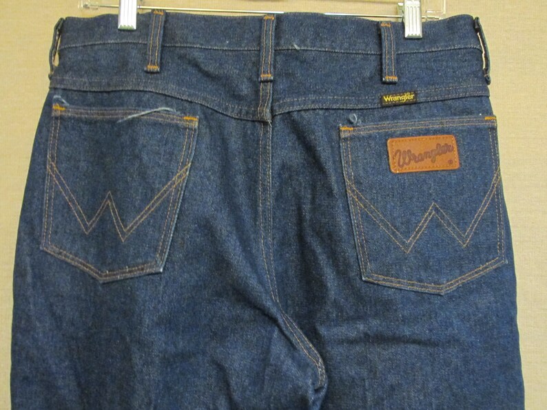Vintage 1980/'s Wrangler Dark Denim Boot Cut Jean Men/'s 32 x 30.5 USA