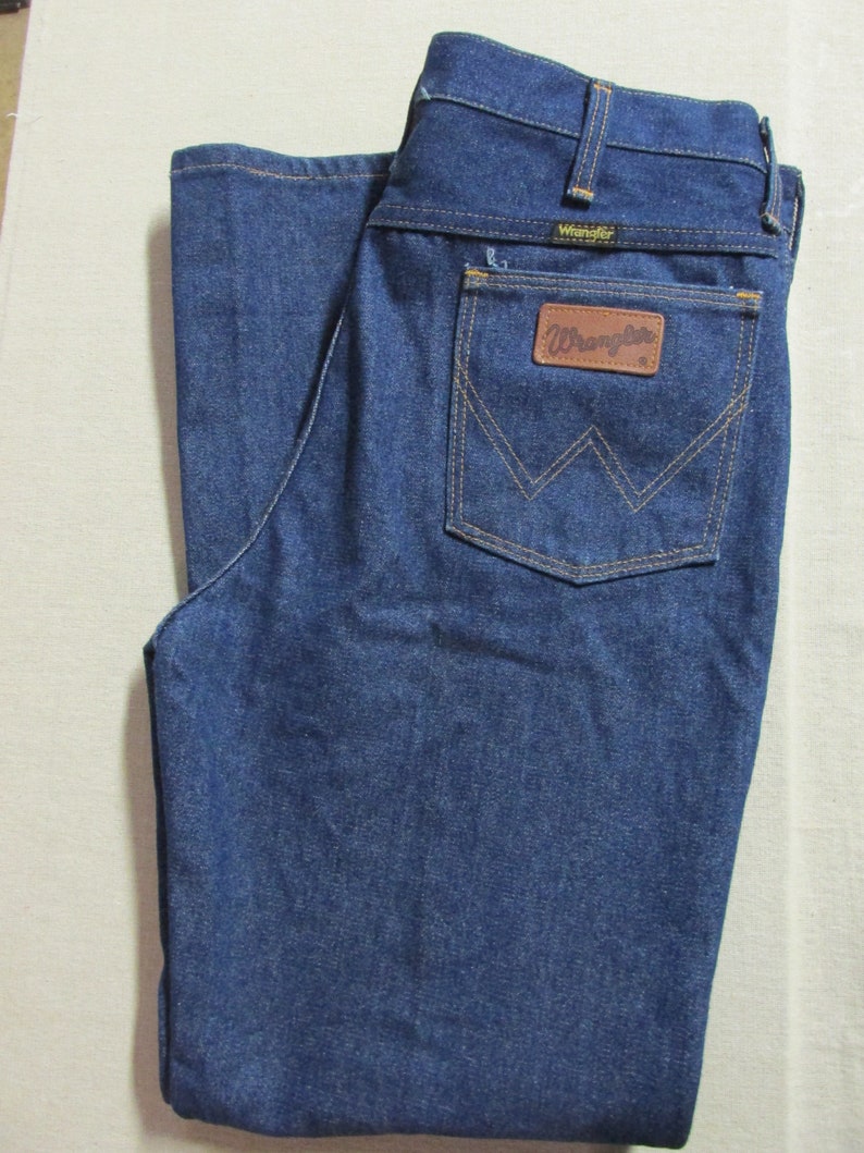 Vintage 1980/'s Wrangler Dark Denim Boot Cut Jean Men/'s 32 x 30.5 USA