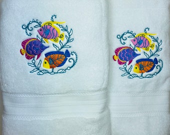 Trio of  Fish  on white bath towel set