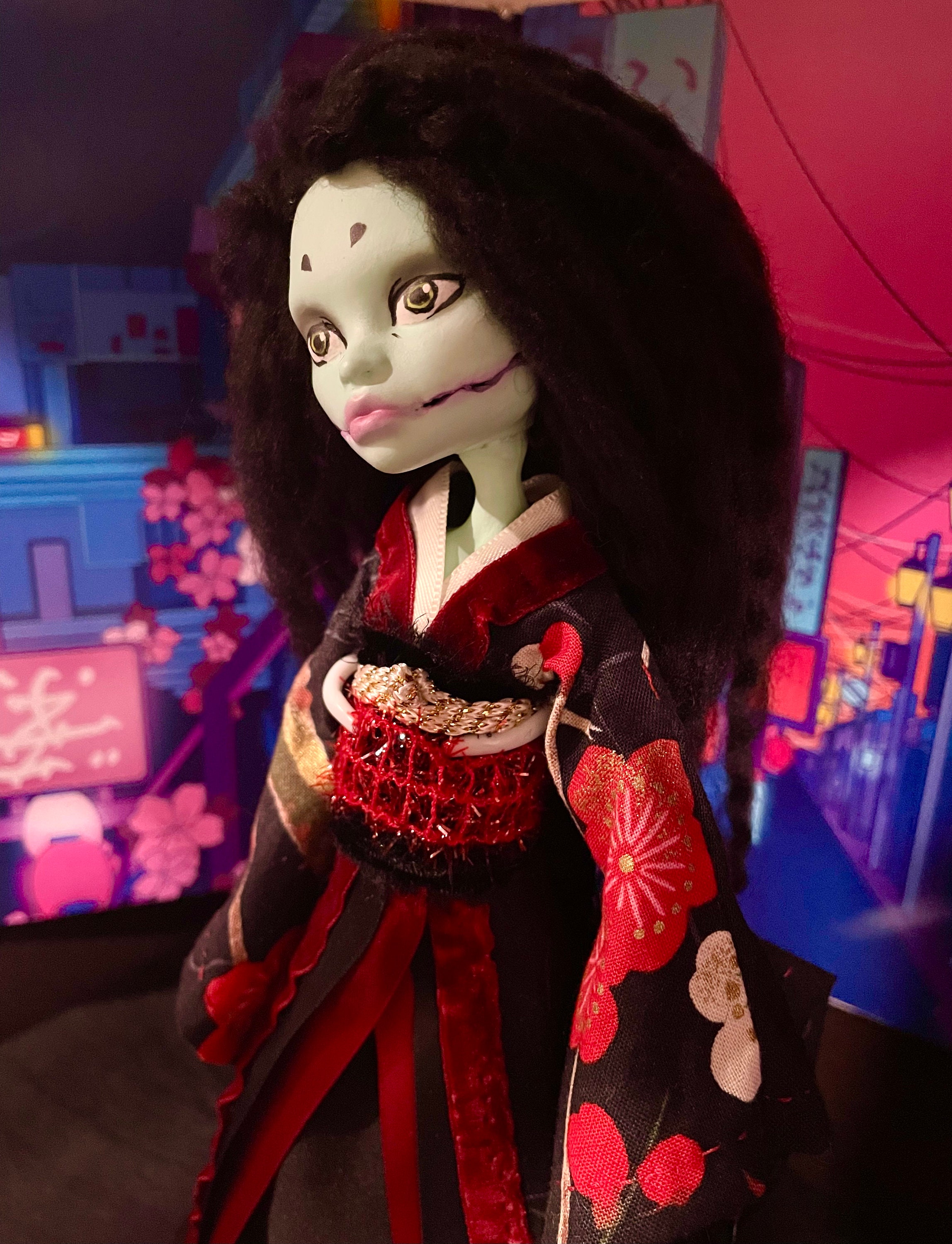 KUCHISAKE ONNA /slit Mouthed Woman Etsy