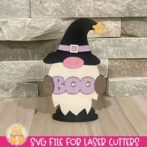 Bandeja escalonada de Halloween SVG - Gnome Laser SVG, Archivos láser de Halloween, Láser SVG de Halloween, Láser de bruja svg