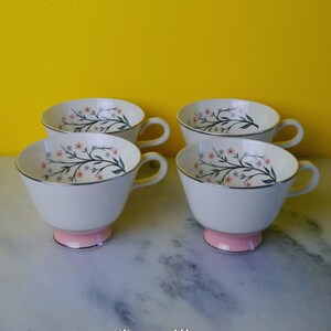 Set of 4 | 50's Homer Laughlin | Cavalier Eggshell Springtime | Tea Cups