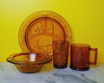 Ensemble de 4 | Indiana Tiara Glass Amber Nursery Souvenir Set