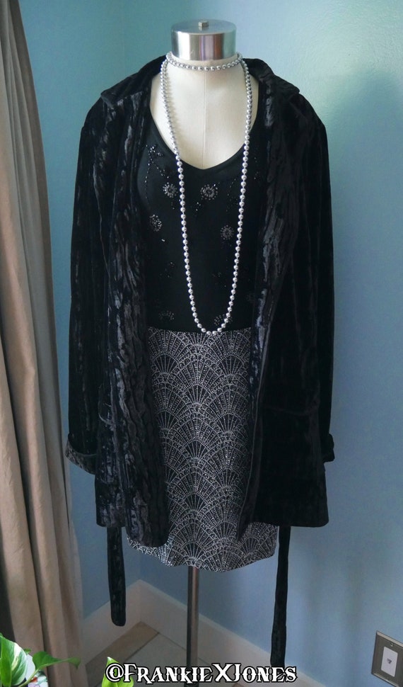 Black Velvet Robe/Jacket