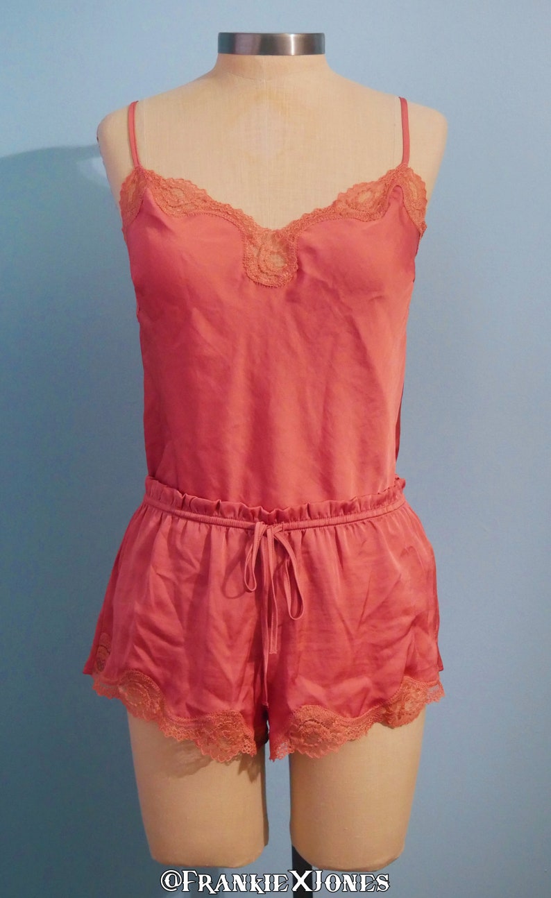 Shorts Peach Lingerie Set 2 PC Tank M Victorias Secret