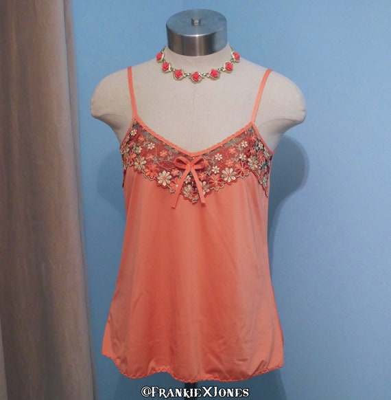 1970's Peach Embroidered Foral Camisole