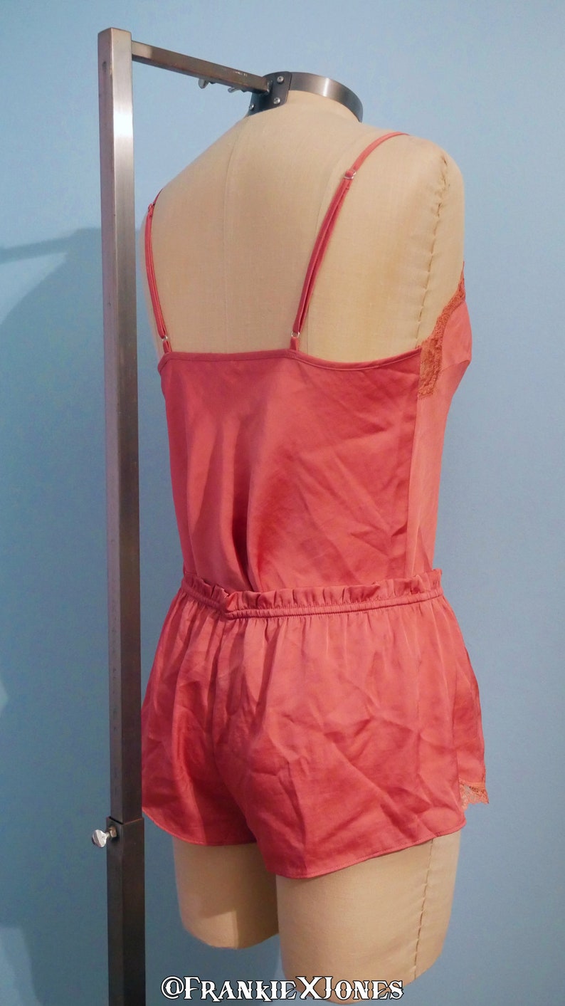 Shorts Peach Lingerie Set 2 PC Tank M Victorias Secret