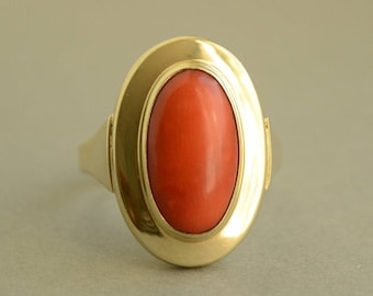 Vintage Natural Red Coral 8K Gold Ring, German Jewelry, Mediterranean Coral Cabochon Ring Size UK N, US 6 3/4